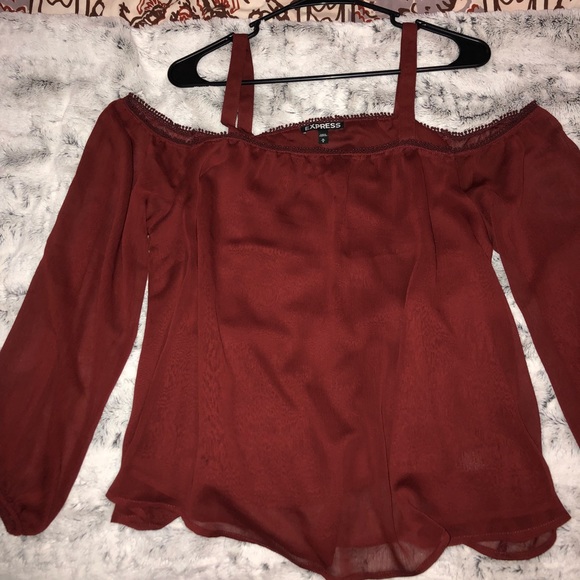 Red blouse - Picture 2 of 4